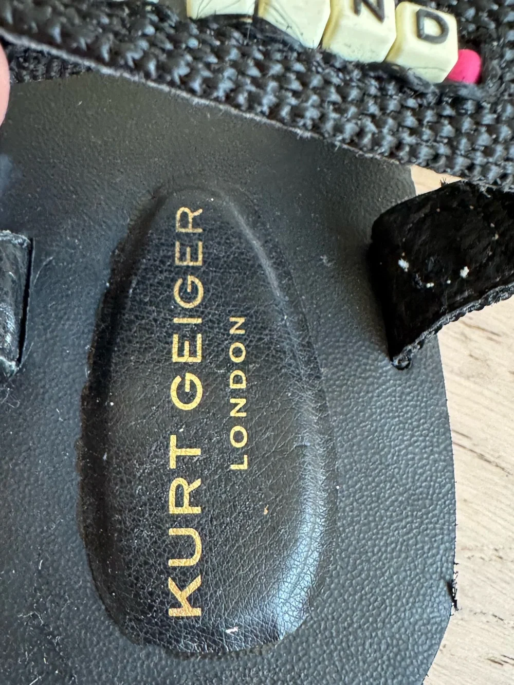 Kurt Geiger London Kids Mini Olivia Black Sandals with Rainbow Beads Sz: 5
